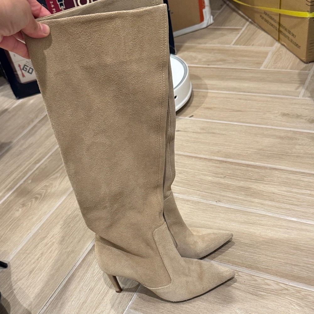 Zara Beige Suede Pointed Toe Boots